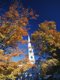 Peacham Congregational Church in Autumn  Northeast Kingdom  Vermont  USA
