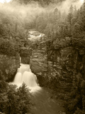Linville Falls  Linville Gorge  Pisgah National Forest  North Carolina  USA