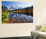 Mt Shuksan with Picture Lake  Mt Baker National Recreation Area  Washington  USA