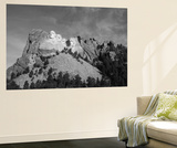 Mt Rushmore National Monument and Black Hills  Keystone  South Dakota  USA