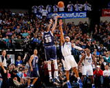 Dallas  TX - January 18: Kevin Durant and Vince Carter